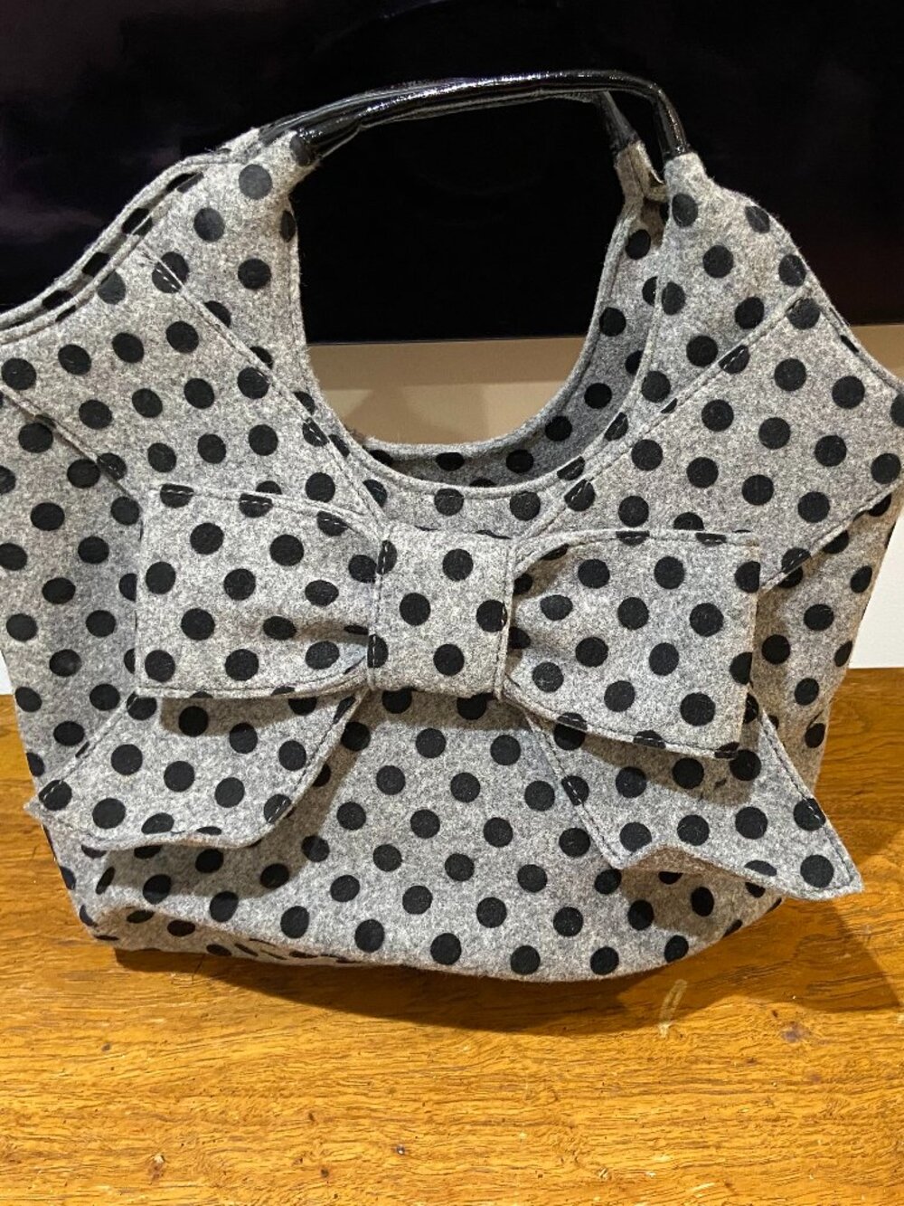 Kate Spade Tate Pilgrim Hill Tote Bag in Gray Polka Dot Felt